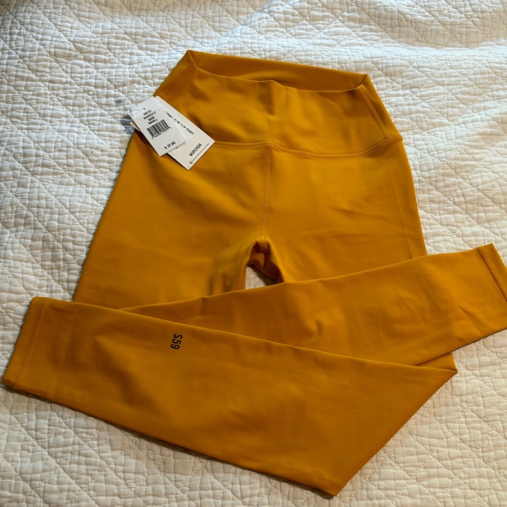 Splits59 Leggings Size Small NWT